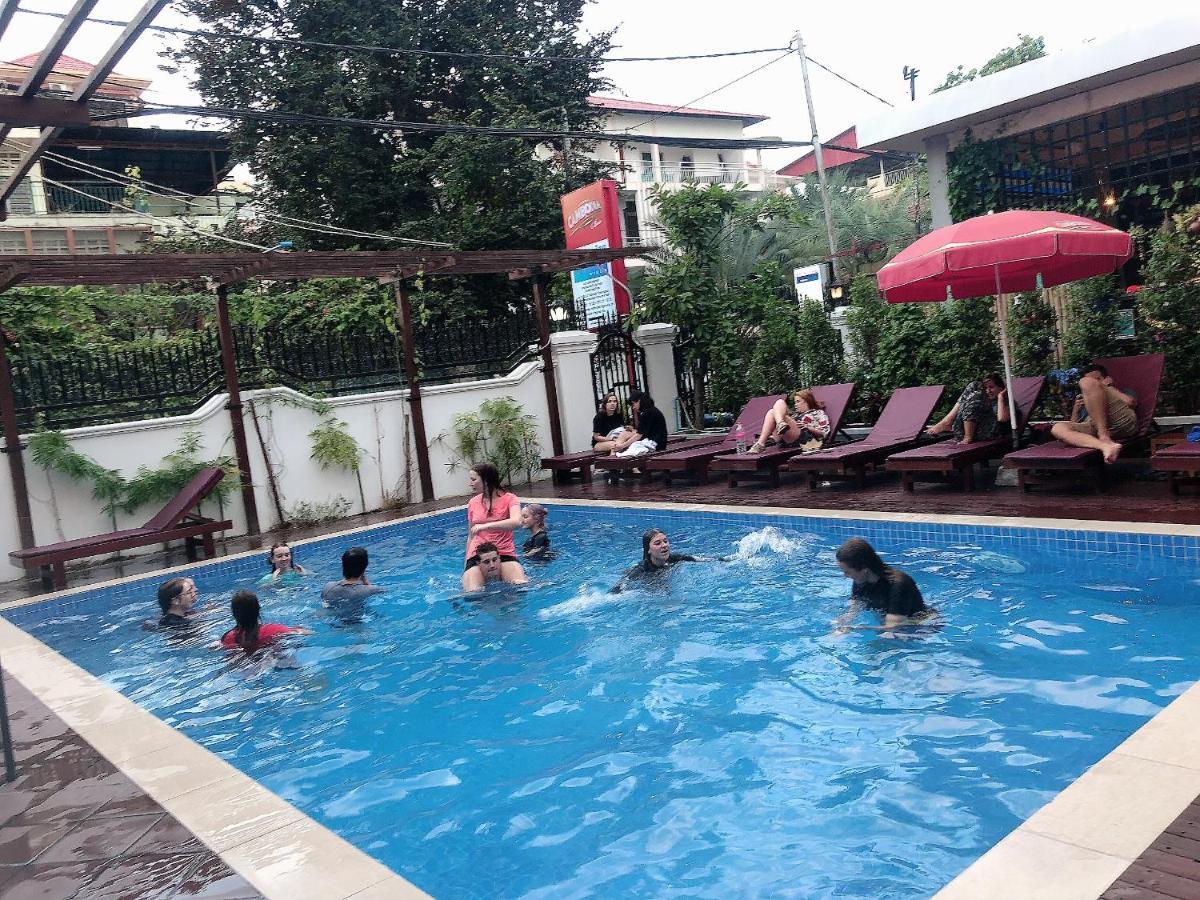 Poolside Villa Phnom Penh Esterno foto