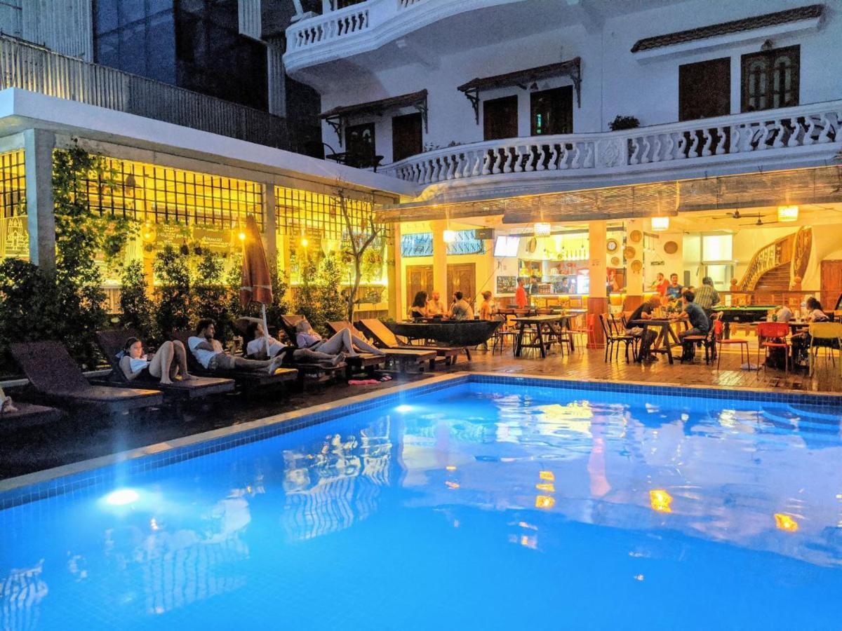 Poolside Villa Phnom Penh Esterno foto
